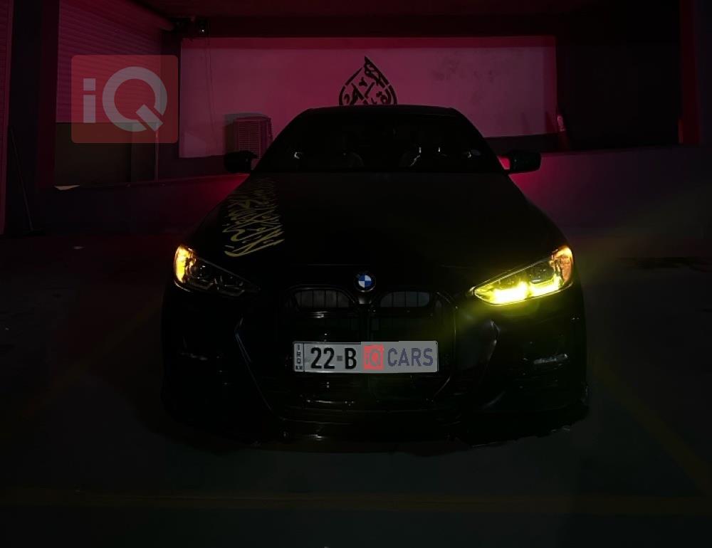 بی ئێم دەبڵیو 4 سیریەس